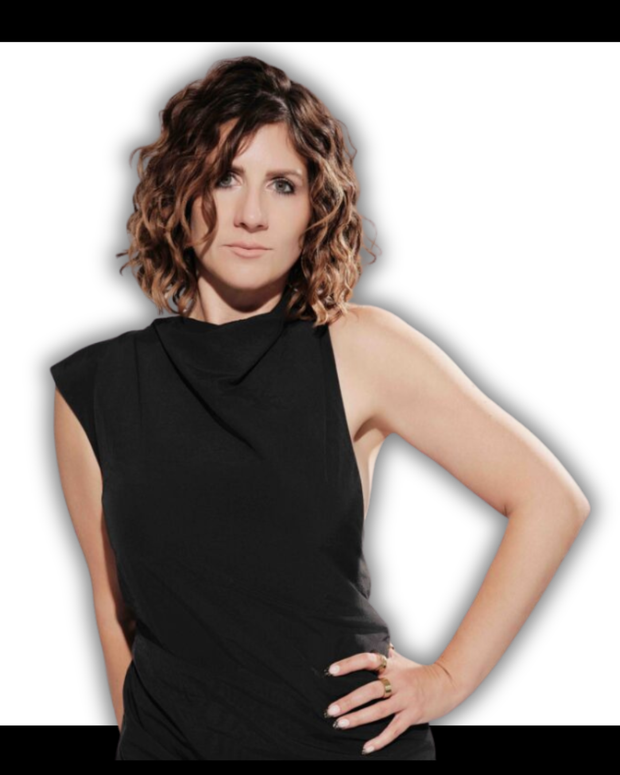 <h4>MALENA HIGUERA</h4>